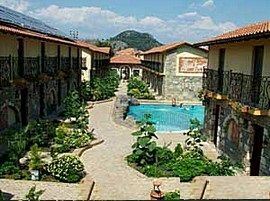 Holiday Paradise Hotel